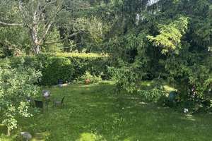 Einfamilienhaus mit großem Naturgrundstück in ruhiger Münchner Lage – Die vollständige Adresse der Immobilie erhältst du vom Anbieter., 81677 Parkstadt, München – Vorschaubild 3
