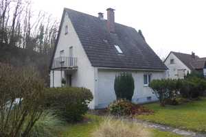 1 Fam. Wohnhaus mit Garage – Aschaffenburg (Kreis) – Vorschaubild 1