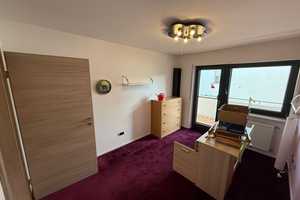 Attraktive 7-Zimmer-Doppelhaushälfte mit großzügiger Terrasse in ruhiger Wohngegend – Tannenweg 13, 74252 Heilbronn (Kreis) – Vorschaubild 4