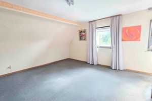 Chance ergreifen ! - Einfamilienhaus mit Anbau Einliegerwohnung und großem Grundstück in Refrath – Rheinisch-Bergischer Kreis – Vorschaubild 7