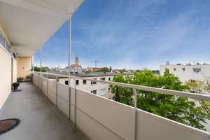 Bezugsfreie 1-Zimmer-Wohnung im 6 Stock mit Aufzug, Balkon und Blick ins Grüne – Die vollständige Adresse der Immobilie erhältst du vom Anbieter., 10587 Charlottenburg, Berlin – Vorschaubild 2