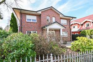 Möblierte großzügige 3-Zimmer-Wohnung mit 110 m² in Hamburg-Iserbrook...