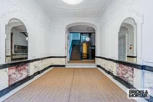 Wohnen wie im eigenen Haus: 191 m² sanierter Altbau mit Südgarten am Ku’damm zum direkten Bezug – Die vollständige Adresse der Immobilie erhältst du vom Anbieter., 10629 Charlottenburg, Berlin – Vorschaubild 6