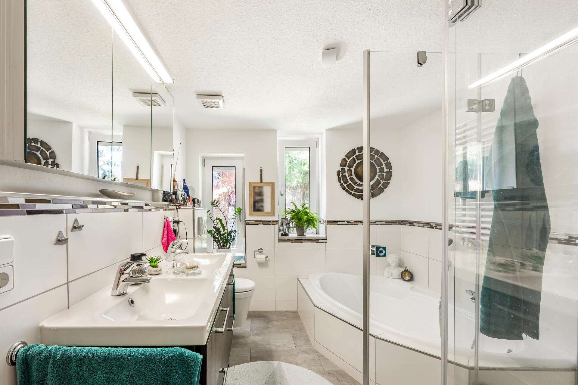 Immobilie in Bruchhausen-Vilsen - Das ideale Landleben: Historischer Resthof mit ausgebautem Backhaus in idyllischer Umgebung - Bild 3