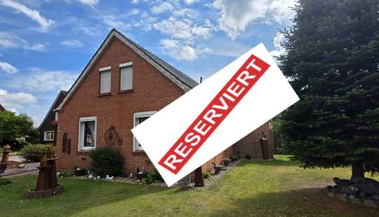 Bild von „Familienidylle mit großem Gartenparadies“