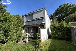 Reihenendhaus in Heidelberg-Rohrbach/Süd mit Garten, Terrasse, Garagenstellplatz und Gestaltungspote