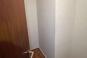 Erstbezug nach Modernisierung: Exklusiv möbliertes 1-Zimmer-Apartment (Befristet: max. 7 Monate) – Rethelstraße XX, 40237 Düsseltal, Düsseldorf – Vorschaubild 7