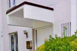Gemütliches charmantes Familien-Reihenhaus mit sep. Garage in Bad Aibling – Die vollständige Adresse der Immobilie erhältst du vom Anbieter., 83043 Bad Aibling – Vorschaubild 2