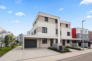 Exklusives Einfamilienhaus mit hochwertiger Ausstattung, Garage und Garten - ab 01.09.2026 – Auf den Gänseweisen 24a, 65835 Liederbach am Taunus – Vorschaubild 1