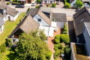 Charmantes Ein-/Zweifamilienhaus mit sonnigem Garten




 – Die vollständige Adresse der Immobilie erhältst du vom Anbieter., 23570 Travemünde, Lübeck – Vorschaubild 4