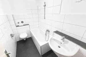 Grünes Hoisbüttel: moderne 3-Zimmer-Wohnung mit Balkon, Vollbad, Einbauküche und Kellerabteil – Hamburger Straße 111b, 22949 Ammersbek – Vorschaubild 7