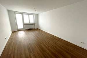 Schöne 2-Zimmer Wohnung mit Balkon in Regensburg – 93049 Westenviertel, Regensburg – Vorschaubild 2