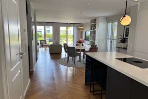 Stilvoller Neubau in begehrter Villenlage am Rhein – exklusive Doppelhaushälfte – Leuchtenberger Kirchweg 53c, 40474 Lohausen, Düsseldorf – Vorschaubild 2