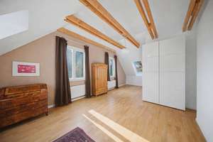 ERSTKLASSIGES 6 ZI.–EINFAMILIENHAUS - 750 qm Grundstück mit Pool - nahe Schlachtensee – Die vollständige Adresse der Immobilie erhältst du vom Anbieter., 14129 Zehlendorf, Berlin – Vorschaubild 6
