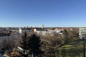 1,5-Zimmer Wohnung mit Sonnen-Balkon und Sauna- / Schwimmbad-Mitbenutzung in Sendling-Westpark