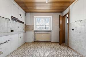 Gepflegtes, großzügiges Zweifamilienhaus mit Garten und vielseitigen Nutzungsmöglichkeiten – Die vollständige Adresse der Immobilie erhältst du vom Anbieter., 76228 Palmbach, Karlsruhe – Vorschaubild 15