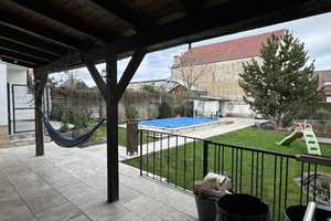 Freistehendes 1-2 Familienhaus mit Pool, Doppelgarage und Photovoltaikanlage in Ludwigshafen – Ludwigshafen am Rhein – Vorschaubild 2