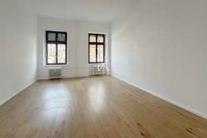 PROVISIONSFREI! ATTRAKTIVER UND GEPFLEGTER ALTBAU IN ERSTKLASSIGER LAGE!