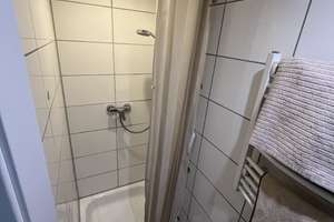Stilvolle 2-Zimmer-Wohnung mit Altbaucharme in begehrter Oststadtlage – Die vollständige Adresse der Immobilie erhältst du vom Anbieter., 76131 Oststadt, Karlsruhe – Vorschaubild 8