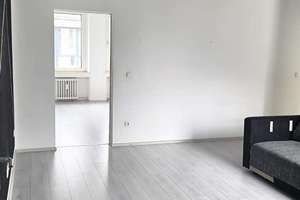 Helle 3,5-Zimmer-Wohnung in zentraler Lage von Krefeld – sofort verfügbar – Die vollständige Adresse der Immobilie erhältst du vom Anbieter., 47798 Stadtmitte, Krefeld – Vorschaubild 2