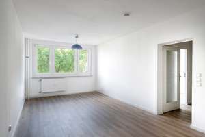 Ruhige 2-Zimmer-Wohnung mit Blick ins Grüne in zentraler Lage – Die vollständige Adresse der Immobilie erhältst du vom Anbieter., 10179 Mitte (Ortsteil), Berlin – Vorschaubild 2