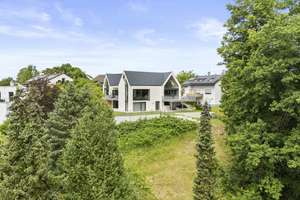 Architektur trifft Natur – Exklusive Designvilla auf rund 9.000 m² Grundstück – Die vollständige Adresse der Immobilie erhältst du vom Anbieter., 73547 Lorch – Vorschaubild 46