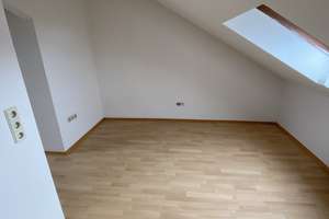 Das Reihenhaus liegt in hervorragender ruhiger Lage im Berkacher Grund in Ehingen. – Primelweg 8, 89584 Ehingen (Donau) – Vorschaubild 22