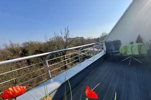 Traumhafte 3-4 Zimmer - Maisonettewohnung mit zwei sonnigen Dachterrassen, Nähe Adenauer Weiher
