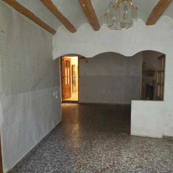 ZENTRALES HAUS ZU VERKAUFEN IN MULA