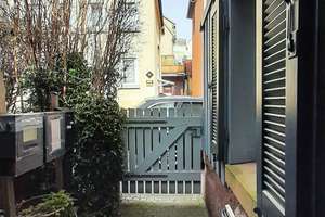 Altbau in Zentrum - charmantes Wohnhaus – Die vollständige Adresse der Immobilie erhältst du vom Anbieter., 70469 Feuerbach-Mitte, Stuttgart – Vorschaubild 6