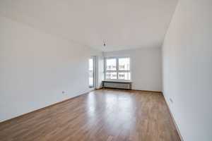  Schöne 2-Zimmer Wohnung mit Balkon in zentrumsnaher Lage in Augsburg-Sparrenlech – Provinostraße 10, 86153 Augsburg – Vorschaubild 3