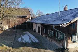 Denkmalgeschütztes Bauernhaus mit Scheune u.v.m in Konzell (OT Gossersdorf) – Straubing-Bogen (Kreis) – Vorschaubild 4