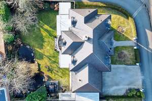 * Elegantes Wohnhaus mit Sommergarten, Teichanlage und neuer Heiztechnik * – Die vollständige Adresse der Immobilie erhältst du vom Anbieter., 26810 Westoverledingen – Vorschaubild 5