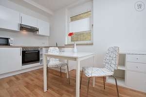 Helles, modern möbliertes Apartment in Stuttgart West – Die vollständige Adresse der Immobilie erhältst du vom Anbieter., 70193 Rotebühl, Stuttgart – Vorschaubild 3