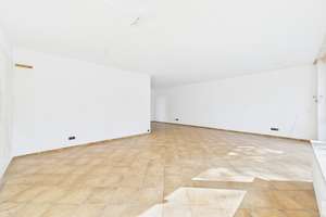 Optimale Grundrissstruktur im renovierungsbedürftigen 4-Zimmer-Wohntraum im beliebten D-Düsseltal – Die vollständige Adresse der Immobilie erhältst du vom Anbieter., 40237 Düsseltal, Düsseldorf – Vorschaubild 4