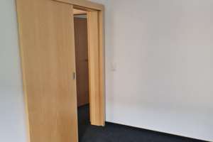 Schöne Wohnung in unmittelbarer Nähe zum Schiersteiner Hafen – Die vollständige Adresse der Immobilie erhältst du vom Anbieter., 65201 Schierstein, Wiesbaden – Vorschaubild 3