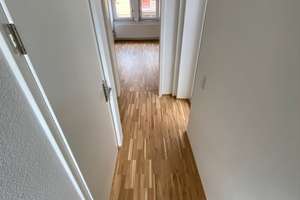 Schöne 4-Zimmer-Maisonettewohnung mit Balkon in Stuttgart Ost – Neuffenstraße 6, 70188 Ostheim, Stuttgart – Vorschaubild 3