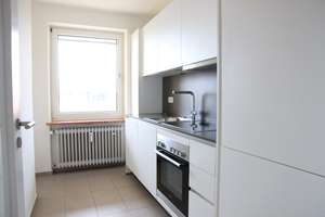 Freie 4-Zimmer-Wohnung mit zwei Loggien – Die vollständige Adresse der Immobilie erhältst du vom Anbieter., 81673 Josephsburg, München – Vorschaubild 6