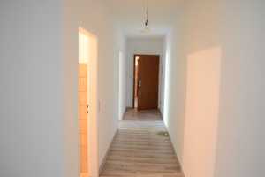Balkonwohnung mit 3 Zimmern – Köln – Vorschaubild 1