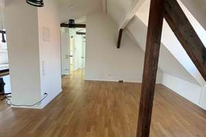 Moderne, lichtdurchflutete Maisonettewohnung  im Altbau mit Balkon und Loggia – Die vollständige Adresse der Immobilie erhältst du vom Anbieter., 69115 Weststadt, Heidelberg – Vorschaubild 12
