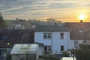 Bezugsfreies Reihenmittelhaus im Zentrum von Lunzenau – Die vollständige Adresse der Immobilie erhältst du vom Anbieter., 9328 Lunzenau – Vorschaubild 3