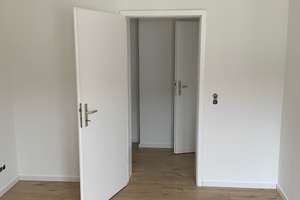 Renovierte 2-Zimmerwohnung in Vohwinkel – Bahnstr. 92, 42327 Vohwinkel, Wuppertal – Vorschaubild 2