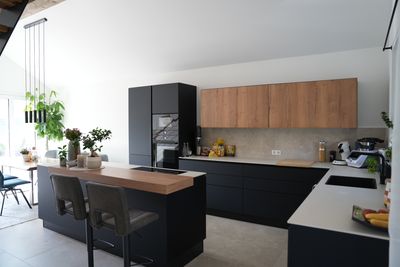 Wohnen mit Charakter: Großzügiges Apartment in Hittistetten