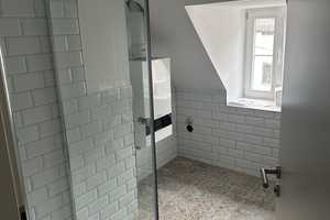 2-Zimmer-DG-Wohnung mit neuer Einbauküche und Tageslichtbad im HH Erstbezug nach Kernsanierung – Häfnergasse 1, 65183 Wiesbaden – Vorschaubild 7