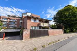 Großzügige 3-Zimmer-Wohnung mit eigenem Garten, Terrasse und Tiefgaragenstellplatz in Hannover-Bothf
