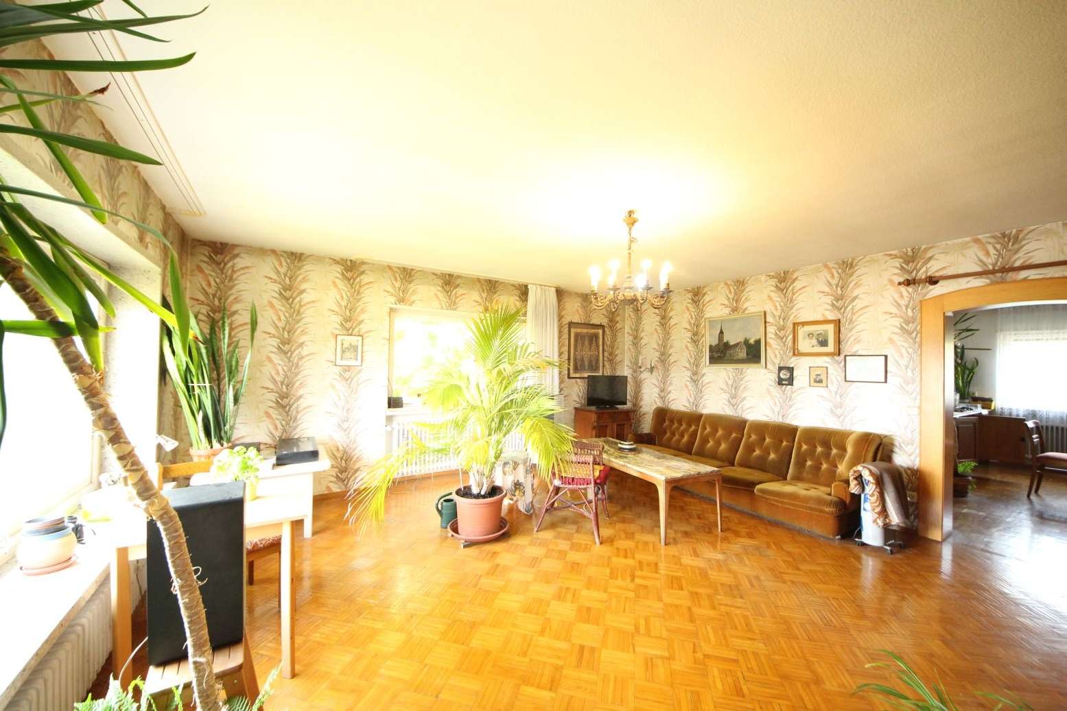 Immobilie in Obrigheim - Großzügiges Wohnhaus in schöner Aussichtslage ... - Bild 3