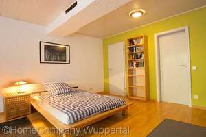 Großzügiges Apartment mit DSL in einem gepflegten 3-Familienhaus in Solingen- Höhscheid – Die vollständige Adresse der Immobilie erhältst du vom Anbieter., 42659 Burg/Höhscheid, Solingen – Vorschaubild 2