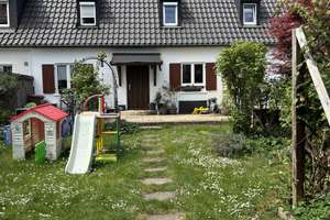 Reihenmittelhaus mit Garten  – Spiegelbergstraße 14, 80997 Allach, München – Vorschaubild 4