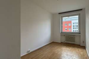 Ruhige 4-Zimmer-Wohnung mit Loggia und Blick ins Grüne in Hannover – Thüringer Str. 47, 30179 Vahrenheide, Hannover – Vorschaubild 7
