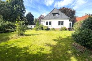 Sanierungsbedürftiges Einfamilienhaus auf einem großen Grundstück – Die vollständige Adresse der Immobilie erhältst du vom Anbieter., 26123 Donnerschwee, Oldenburg (Oldenburg) – Vorschaubild 1